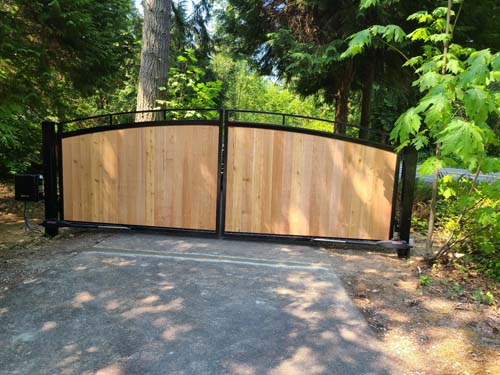 Considerations for choosing a security fence